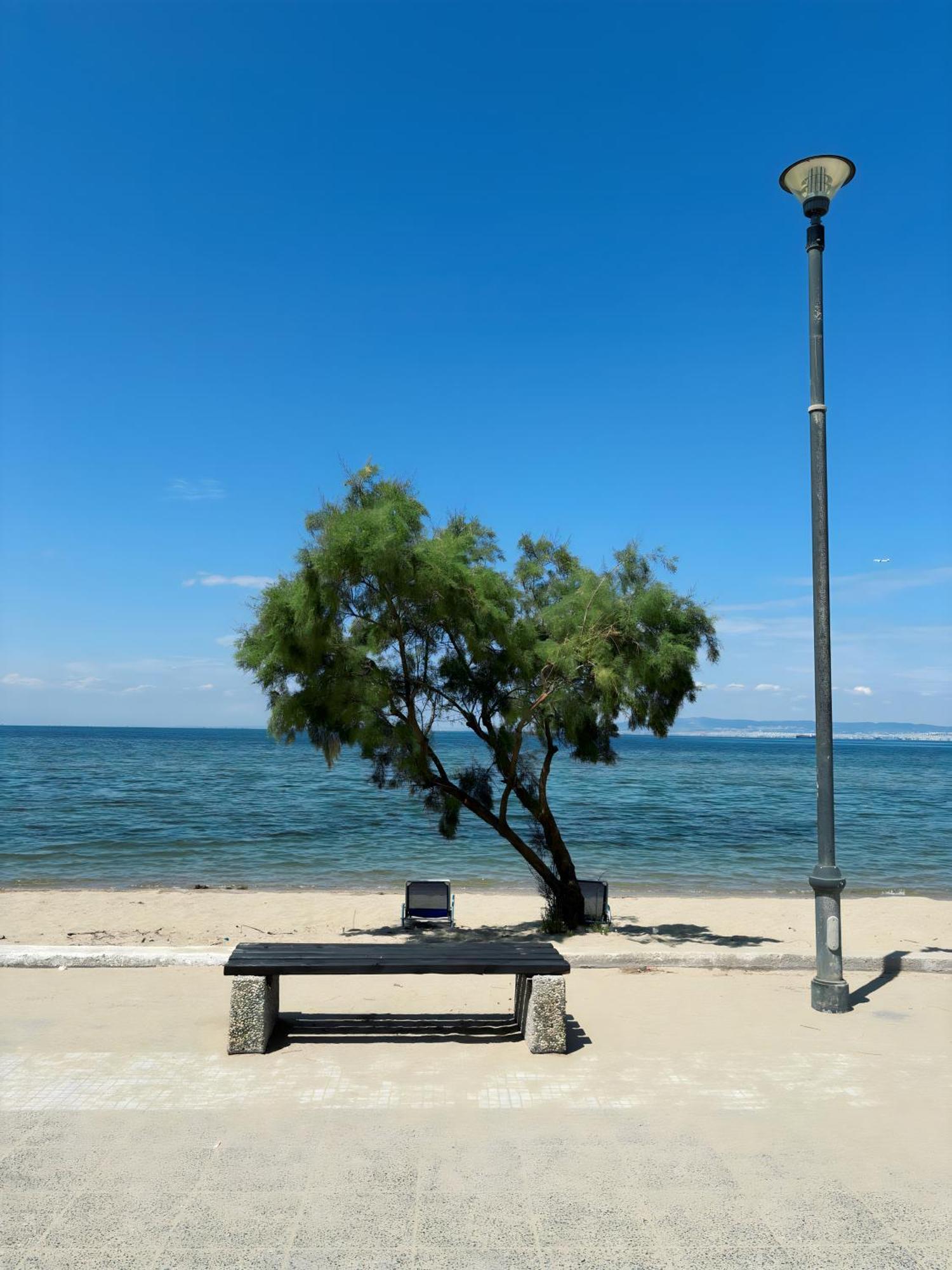 Nouri Schoene Wohnung In Direkter Strandnaehe, Schnelles Internet, Freies Parken, Nahe Flughafen Peraía Exteriör bild